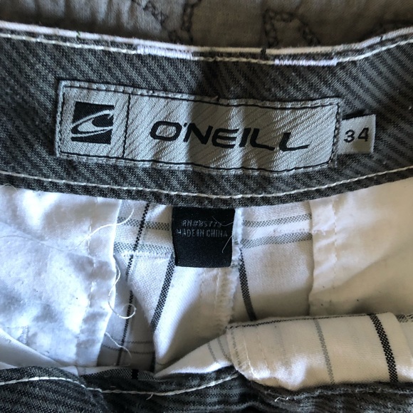 O’Neill White Plaid Board Shorts - Picture 3 of 4